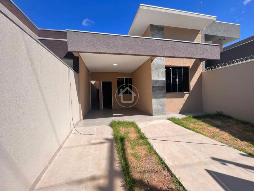 CASA SUÍTE E 2 QUARTOS NO RITA VIEIRA