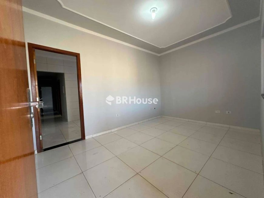 Jardim Tijuca | Casa 3 quartos, sendo 1 suite