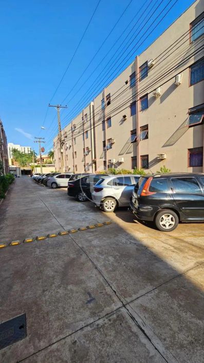 APARTAMENTO COM 03 QUARTOS SENDO 01 SUÍTE