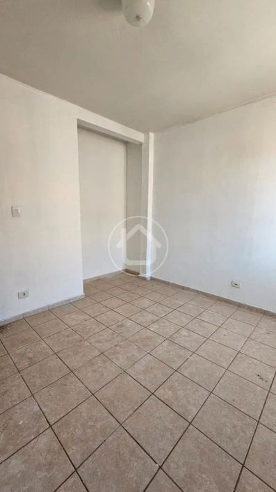 APARTAMENTO COM 03 QUARTOS SENDO 01 SUÍTE