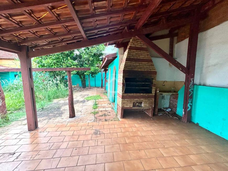 OPORTUNIDADE CASA COM 04 QUARTOS - SÃO FRANCISCO