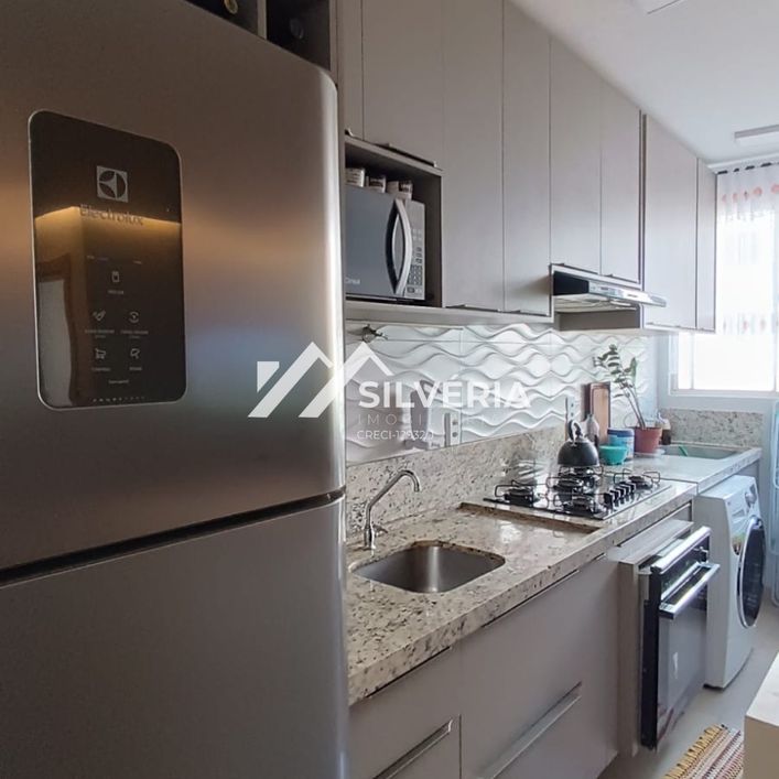 LINDO APARTAMENTO NO CASTELLO DE MONACO COM ARMÁRIOS EMBUTIDOS