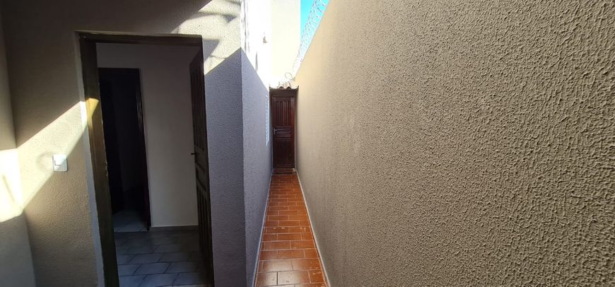 AMPLA CASA NO BAIRRO COOPHASUL
