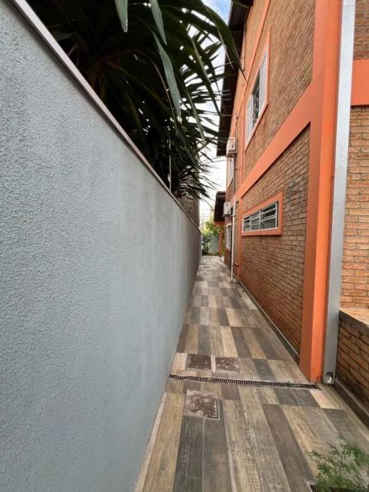 Excelente sobrado comercial no Santa Fé!