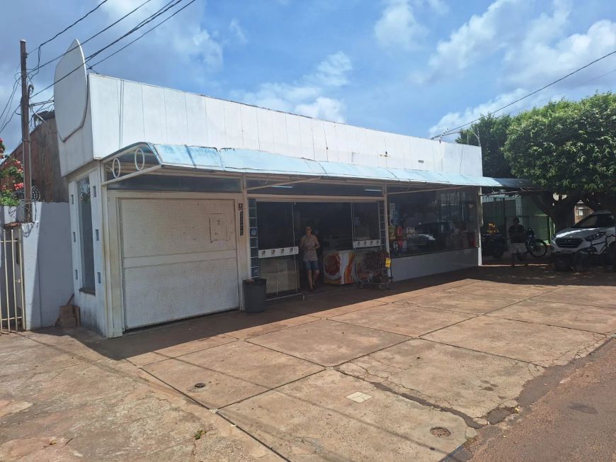 Imóvel para venda tem 320 metros quadrados com 2 quartos em Vila Taveirópolis - Campo Grande - MS