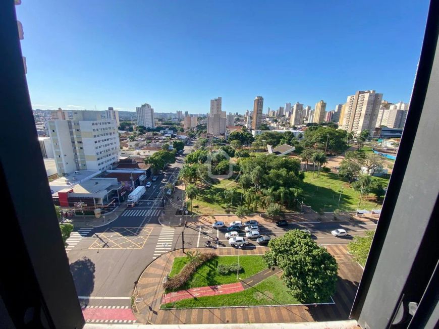 APARTAMENTO NA AV. AFONSO PENA - PORTEIRA FECHADA