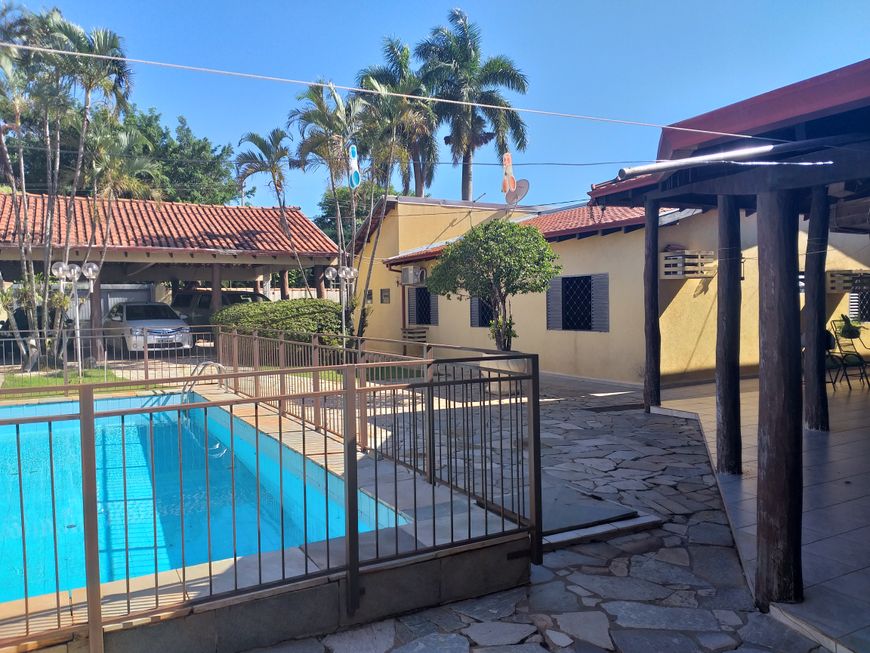 Casa com 2 terrenos Jardim Autonomista