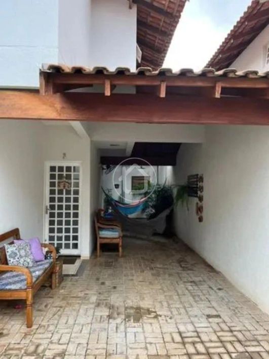 SOBRADO EM CONDOMÍNIO 3 QUARTOS
