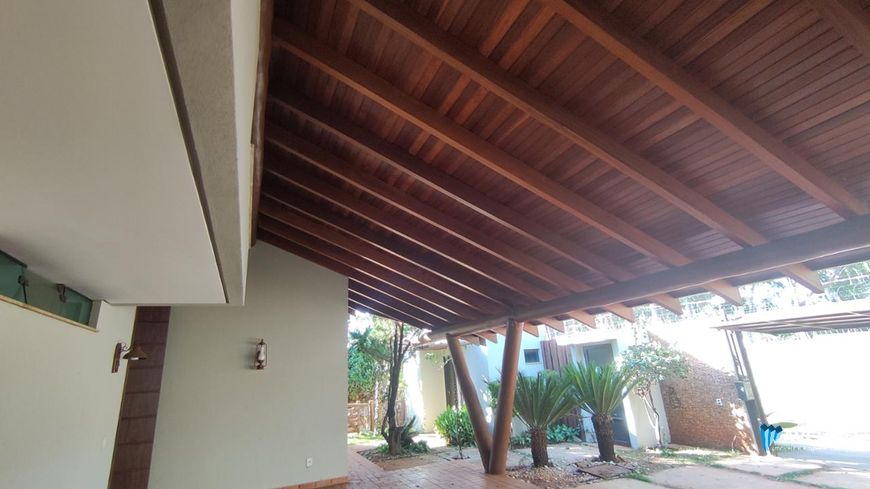 Sobrado com espaço bem amplo