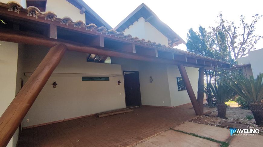 Sobrado com espaço bem amplo