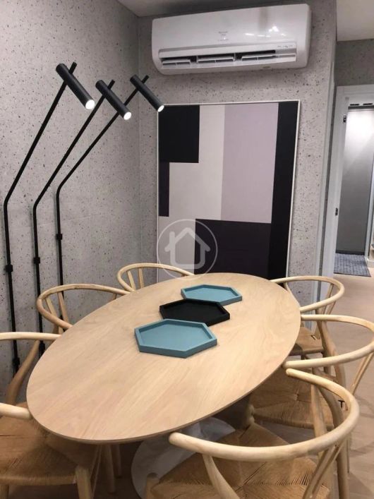 APARTAMENTO 2 DORMITÓRIOS SENDO 1 SUÍTE