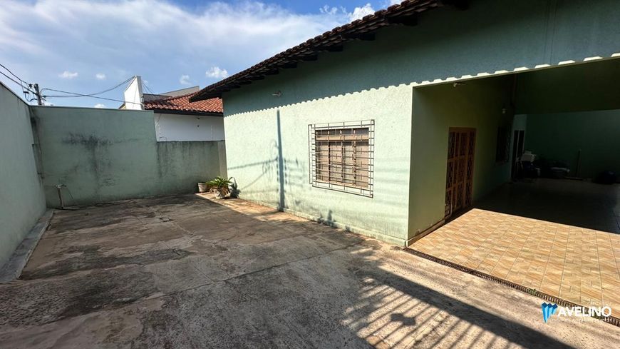 Casa com aptidão comercial
