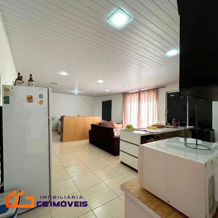 SOBRADO COM PONTO COMERCIAL NO BAIRRO NOVA LIMA EM CAMPO GRENDE MS