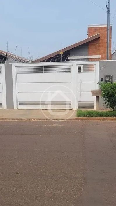 CASA NO AERO RANCHO COM 2 QUARTOS (1 SUÍTE)