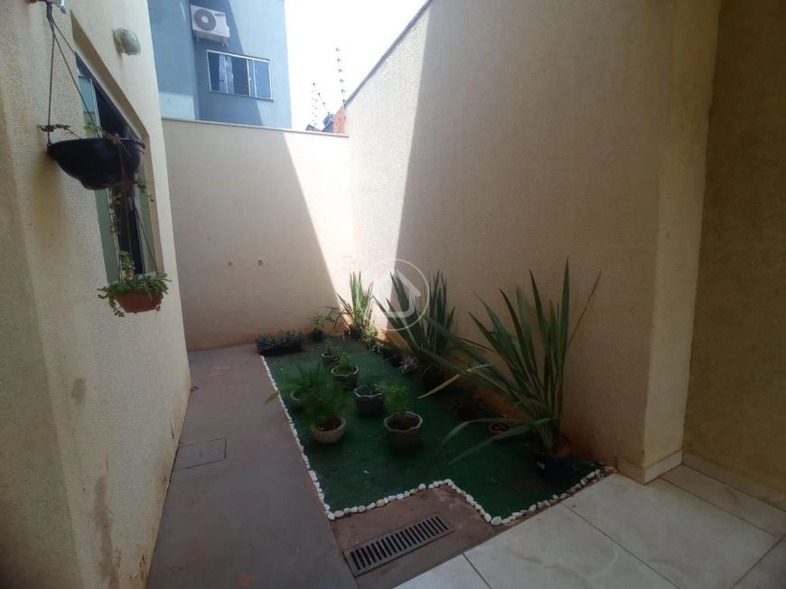 SOBRADO 3 DORM. NA VILA CARLOTA