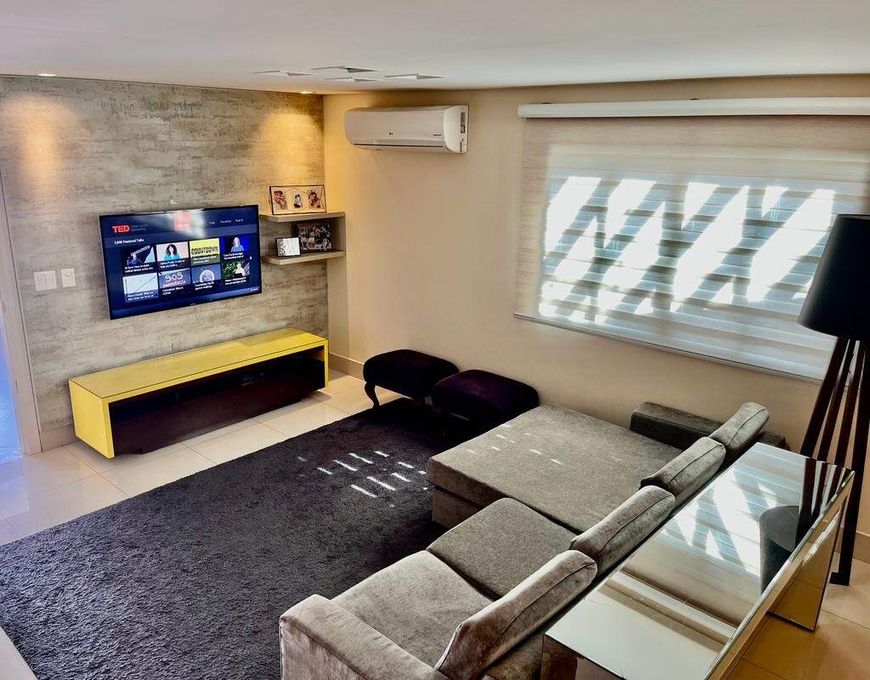 Sobrado à venda, 3 quartos, 4 vagas, Carandá Bosque - Campo Grande/MS
