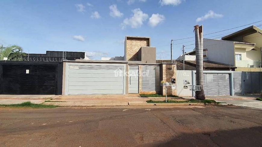 Casa Com 3 Dormitórios à Venda, 131 M² Por R$ 750.000,00 - Vila Piratininga - Campo Grande/ms