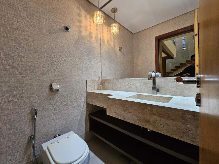 Sobrado - Condomínio à venda, 1 quarto, 4 suítes, 4 vagas, Residencial Damha - Campo Grande/MS