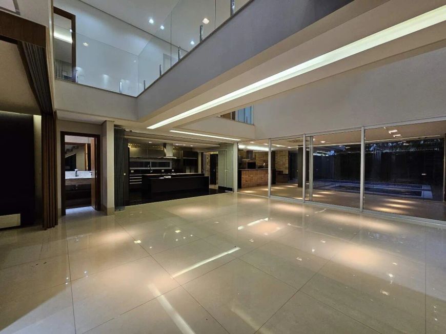 Sobrado - Condomínio à venda, 1 quarto, 4 suítes, 4 vagas, Residencial Damha - Campo Grande/MS