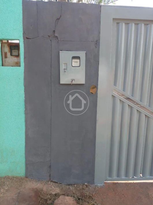 TERRENO TODO MURADO