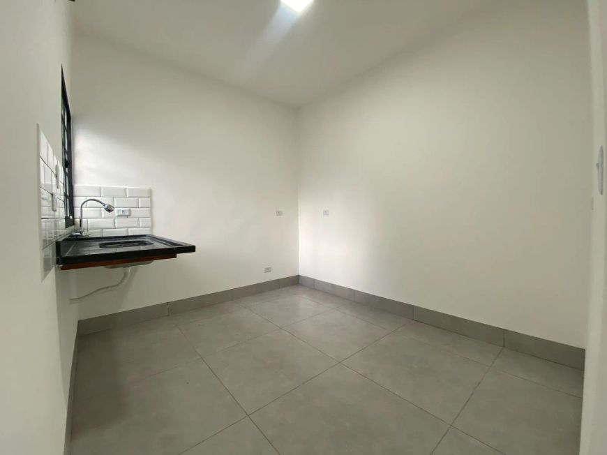 Casa reformada próximo ao aeroporto em Campo Grande/MS