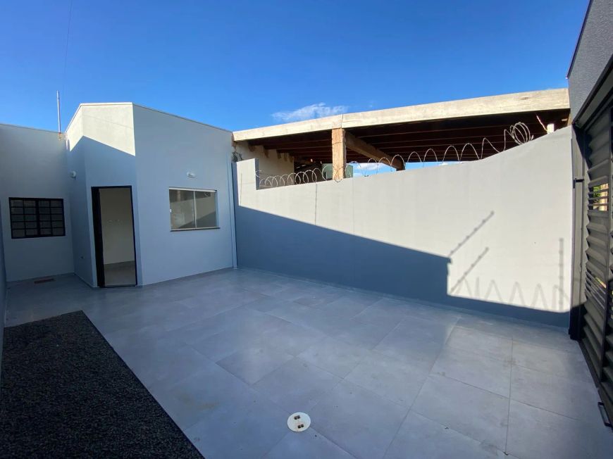Casa reformada próximo ao aeroporto em Campo Grande/MS