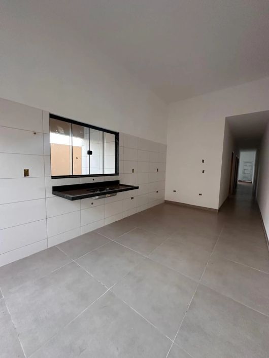 Vendo casa no Aero rancho, aceita financiamento!