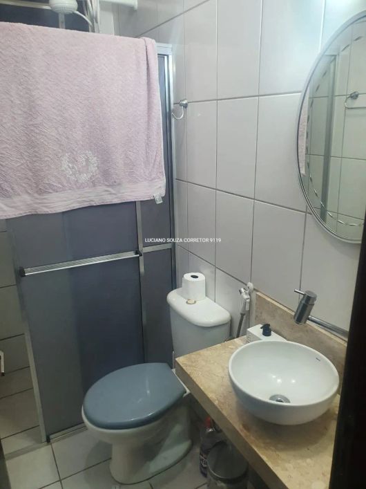 Casa térrea em condomínio bem localizado!