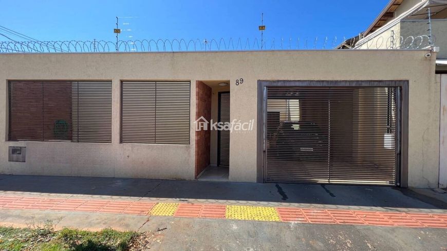 Casa com 4 quartos à Venda, Jardim Leblon - Campo Grande
