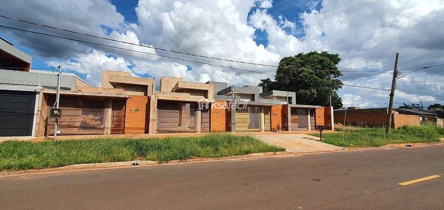 Casa com 3 quartos, Vila Morumbi - Campo Grande