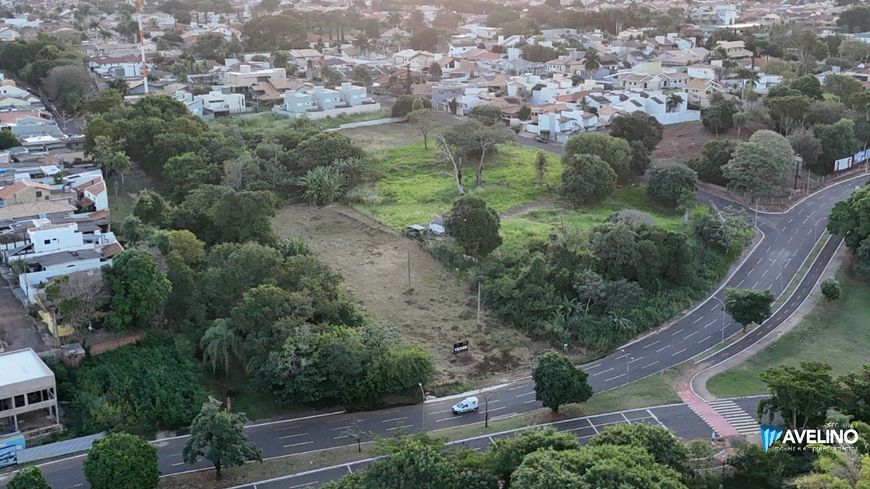 Área de 3.489,25m² na Via Park