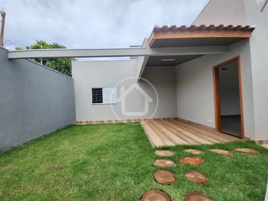 CASA 03 QUARTOS - JD NOROESTE - C/ 01 SUÍTE