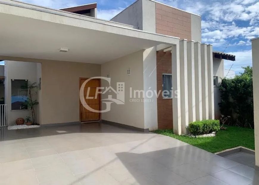 Imperdível Casa à Venda em Campo Grande-MS, Bairro Sobrinho: 3 Quartos, 1 Suíte, 2 Salas, 2 Banheiro