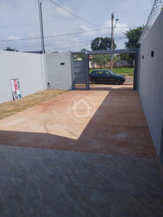 IMÓVEL COM 2 QUARTOS SENDO 1 SUITE