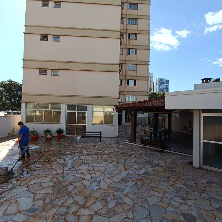 Venda ou Locação *EDIFICIO VANGUARD* 4 SUITES .. AV AFONSO PENA