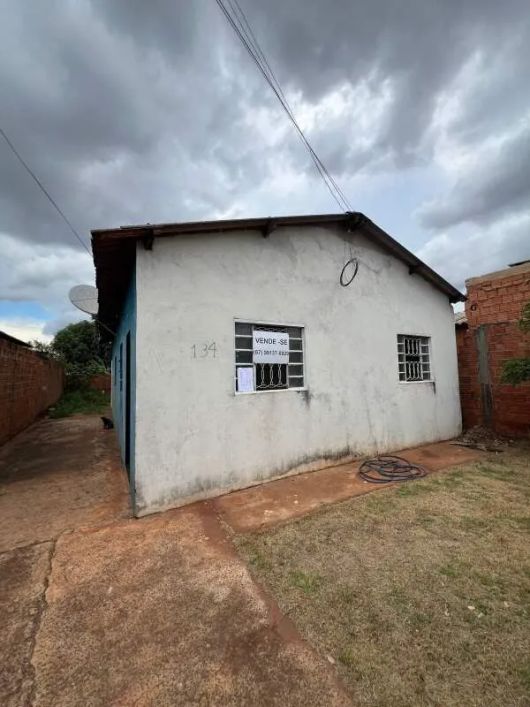 Casa térrea a 1 quadra da Avenida Guaicurus