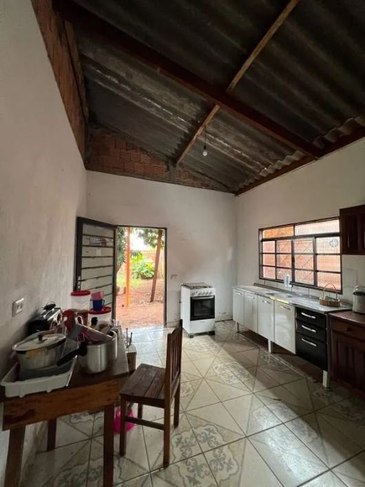 Casa térrea a 1 quadra da Avenida Guaicurus