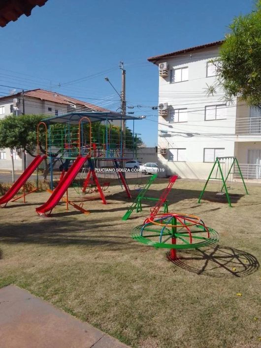Bem localizado, com suíte + 2 quartos ótimo valor!
