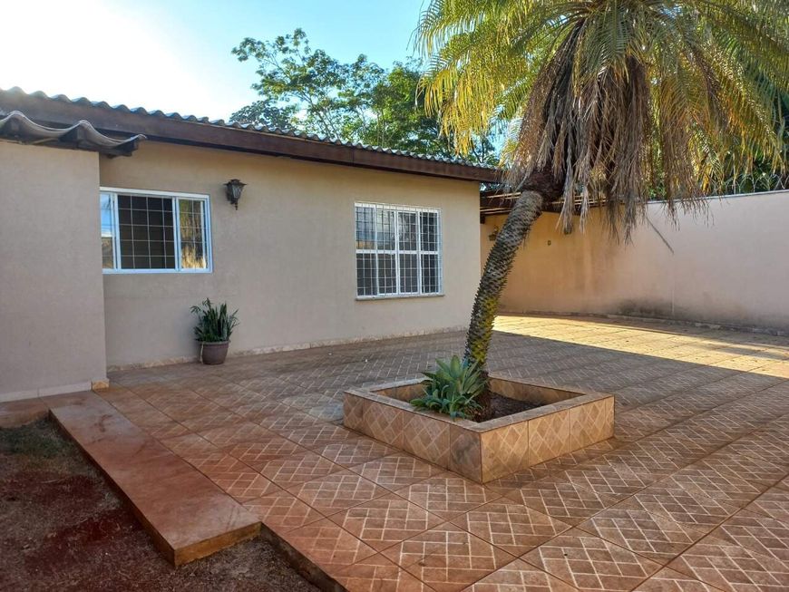 Casa Térrea à venda, 4 quartos, São Francisco - Campo Grande/MS