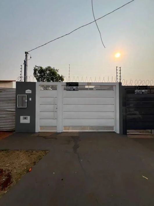 Casa aconchegante e bem localizada na região do Pioneiros!