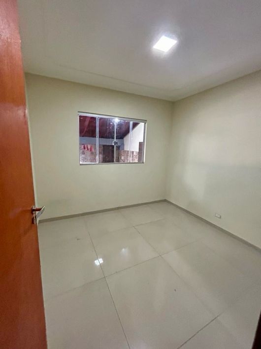 Térrea para venda tem 190 metros quadrados com 4 quartos em Jardim do Zé Pereira - Campo Grande - MS
