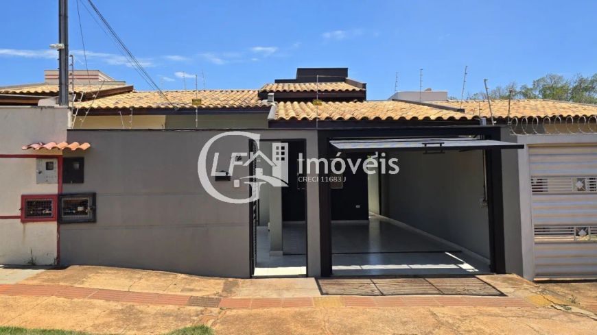 Imperdível casa à venda em Campo Grande-MS, na Vila Nasser: 2 quartos, 2 salas, 2 banheiros, 2 vagas