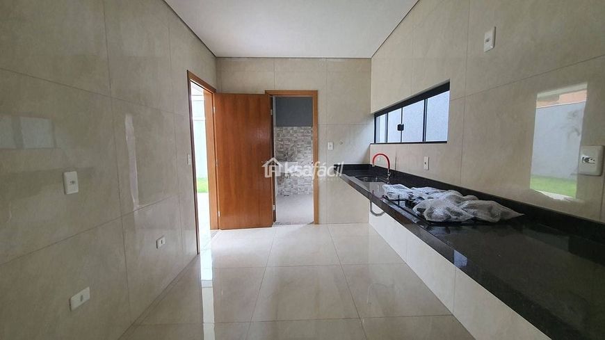 Casa Com 3 Dormitórios à Venda, 163 M² Por R$ 1.000.000,00 - Jardim Tv Morena - Campo Grande/ms