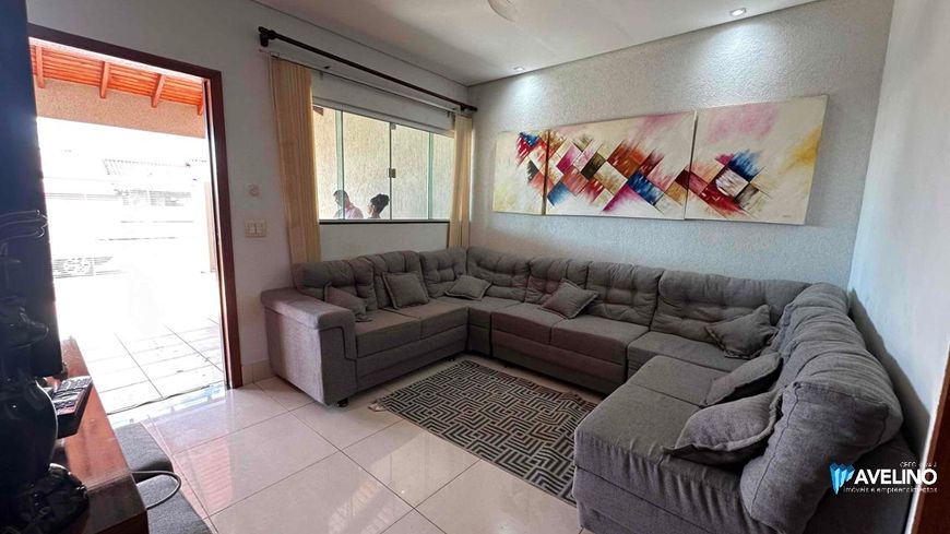 Casa Térrea com piscina e 4 quartos no Morada Verde