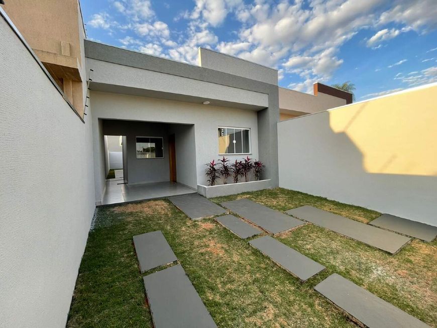 CASA TÉRREA NO JARDIM SAMAMBAIA