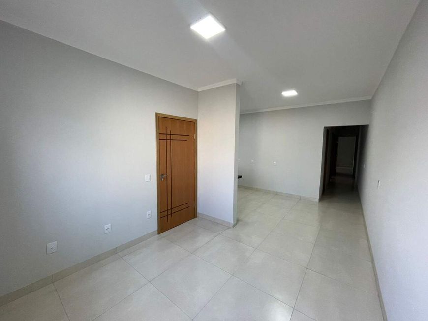 CASA TÉRREA NO JARDIM SAMAMBAIA