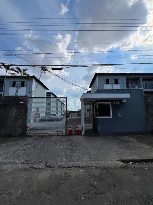 Apartamento de 2 quartos no Res. Etiodes Ferreira