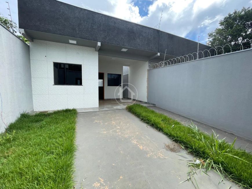 CASA 2 QUARTOS SENDO 1 SUITE NO NOVA LIMA