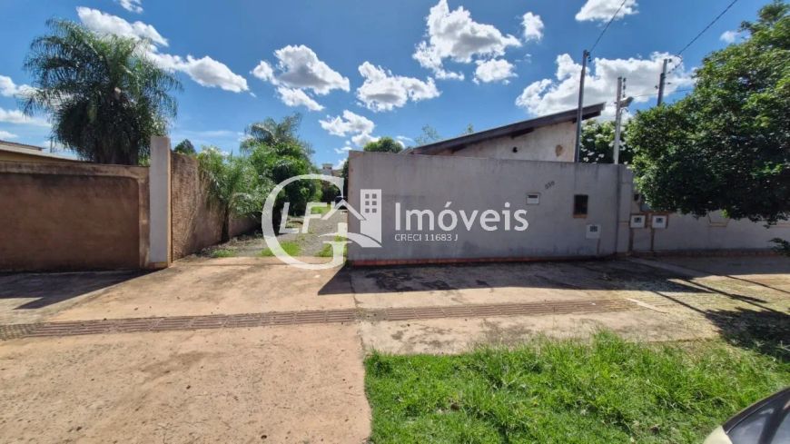 Terreno Comercial de 440m² na Vila Ipiranga, Campo Grande-MS: Excelente Oportunidade de Investimento