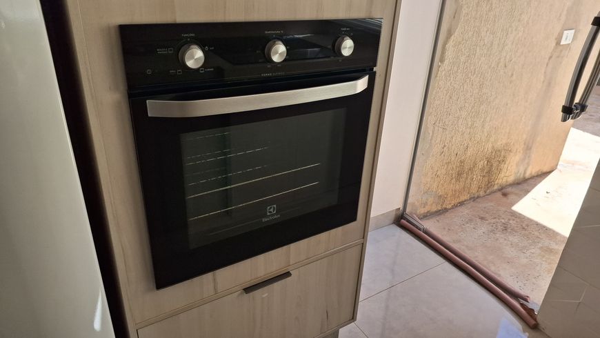 Casa térrea para venda tem 75 metros quadrados com 2 quartos em Água Limpa Park - Campo Grande - MS